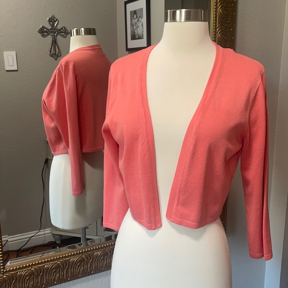 Leslie Fay Coral Pink Cropped Cardigan